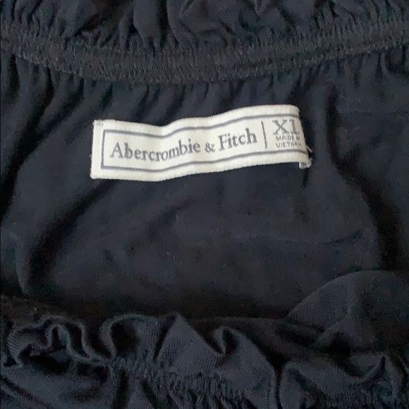 Black romper - Picture 2 of 2